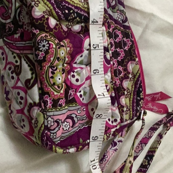 Vera Bradley Magenta and Pink Paisley  Very Berry  Crossbody Bag measures 9 x5 - Picture 4 of 5